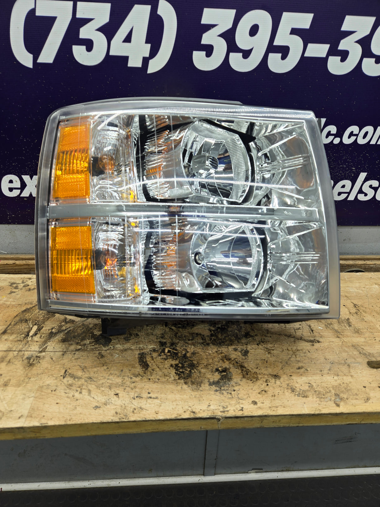 2007-2013 Chevrolet Silverado 1500 2500 3500 RH Passenger Side Halogen Headlight
