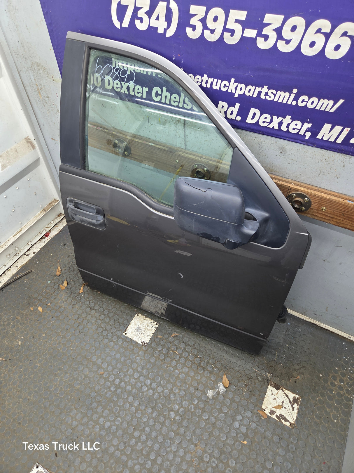 2004-2008 Ford F150 Crew Cab Passenger Side Front Door RH