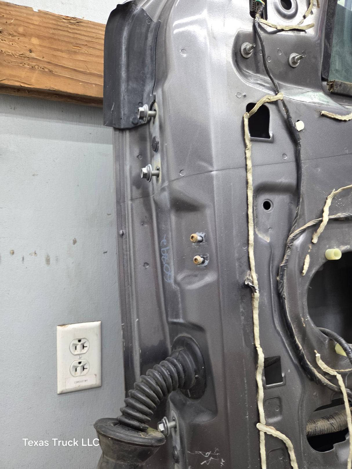 2004-2008 Ford F150 Crew Cab Passenger Side Front Door RH