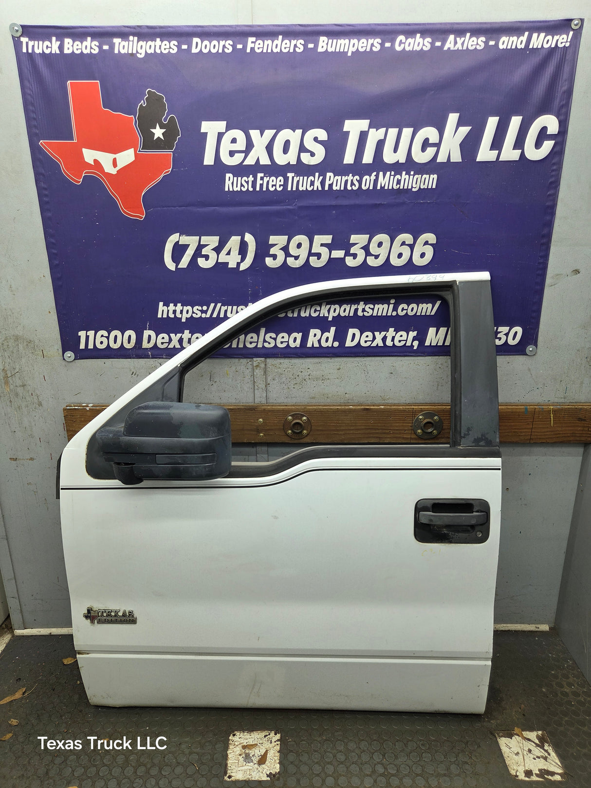 2004-2008 Ford F150 Driver Side Extended/Regular Cab Front Door LH