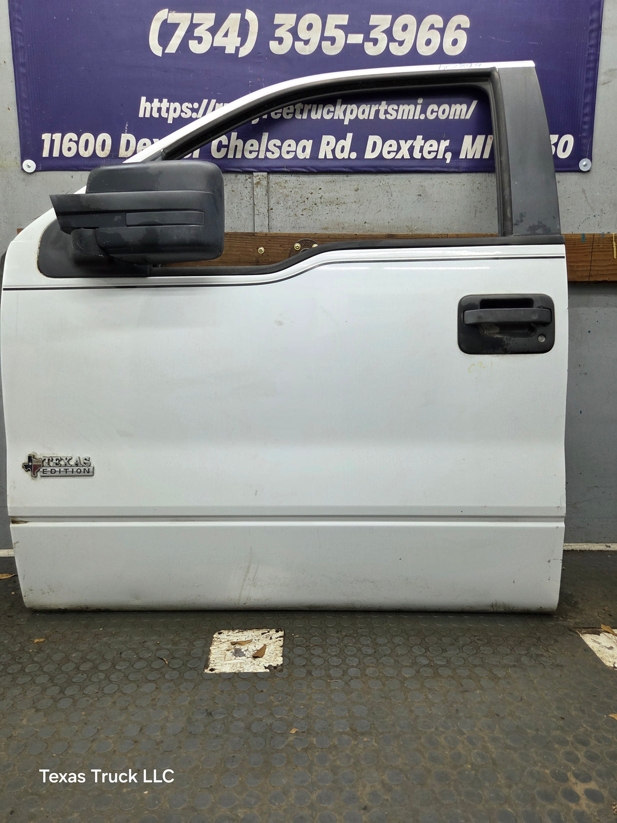 2004-2008 Ford F150 Driver Side Extended/Regular Cab Front Door LH