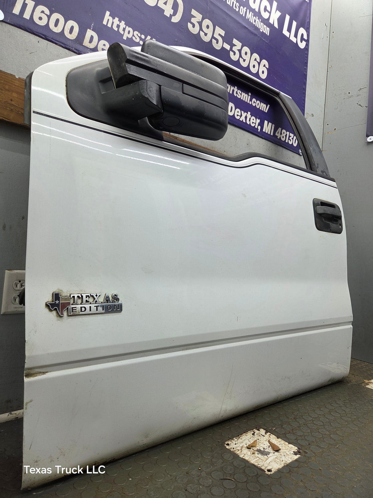 2004-2008 Ford F150 Driver Side Extended/Regular Cab Front Door LH