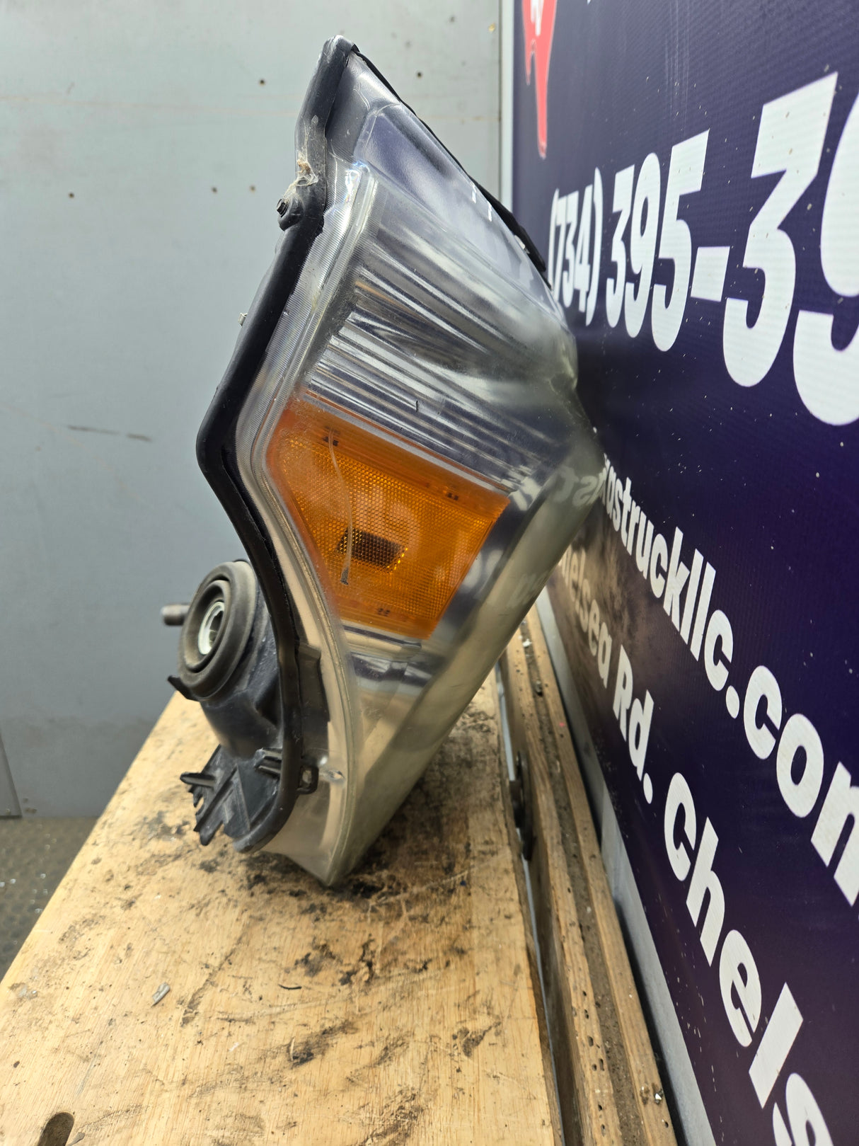 2011-2016 Ford Super Duty F250 F350 F450 F550 RH Passenger Side Headlight 6.7L Power Stroke 6.2L BC34-13005-A