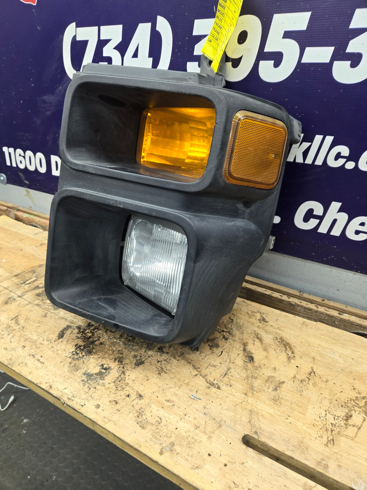 2008-2010 Ford Super Duty F250 F350 F450 F550 LH Driver Side Head Light 7C34-13101-A