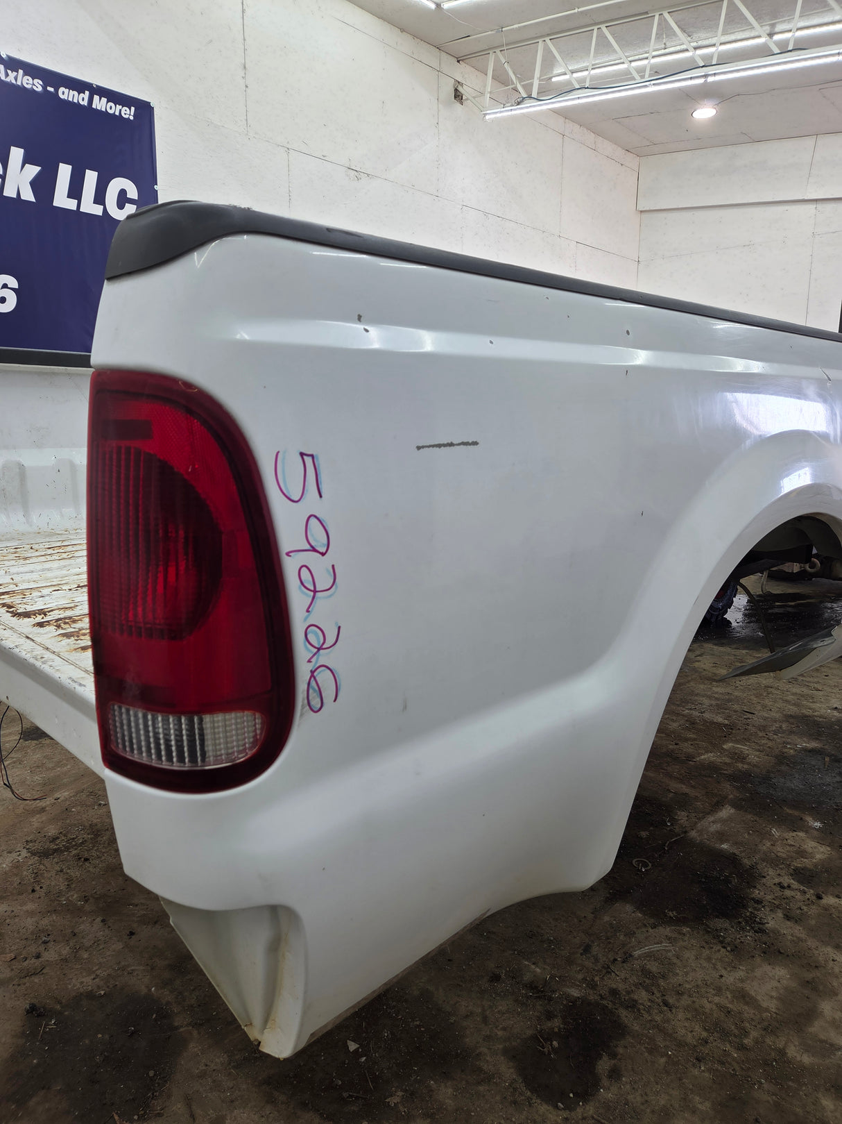 1999-2010 Ford F250 F350 Super Duty 8' Long Truck Bed