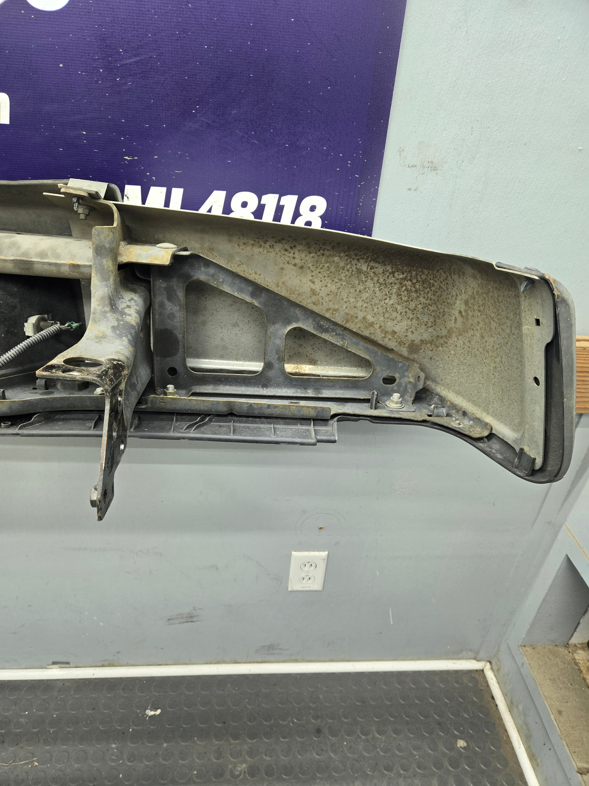 2007-2010 Chevrolet Silverado / GMC Sierra 1500 Rear Bumper