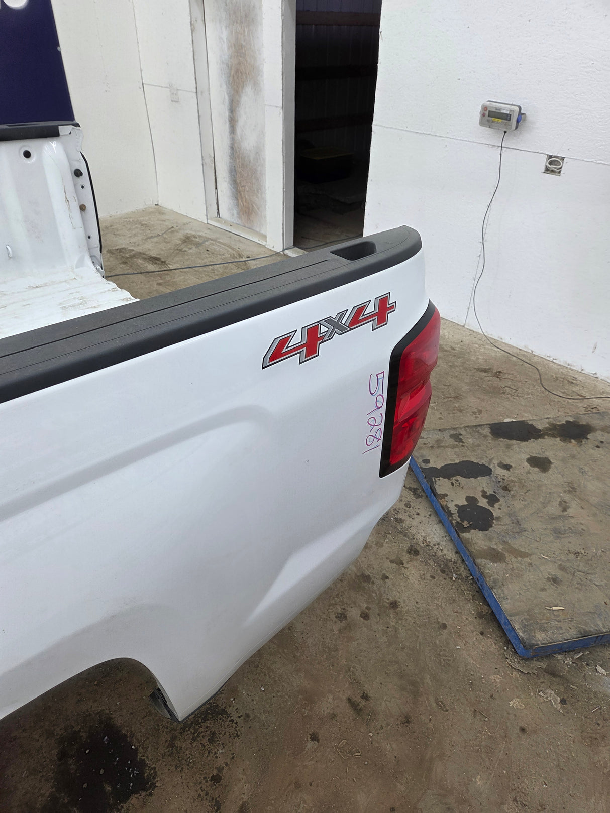 2014-2019 Chevrolet Silverado 1500 2500HD 3500HD 8' Long Truck Bed