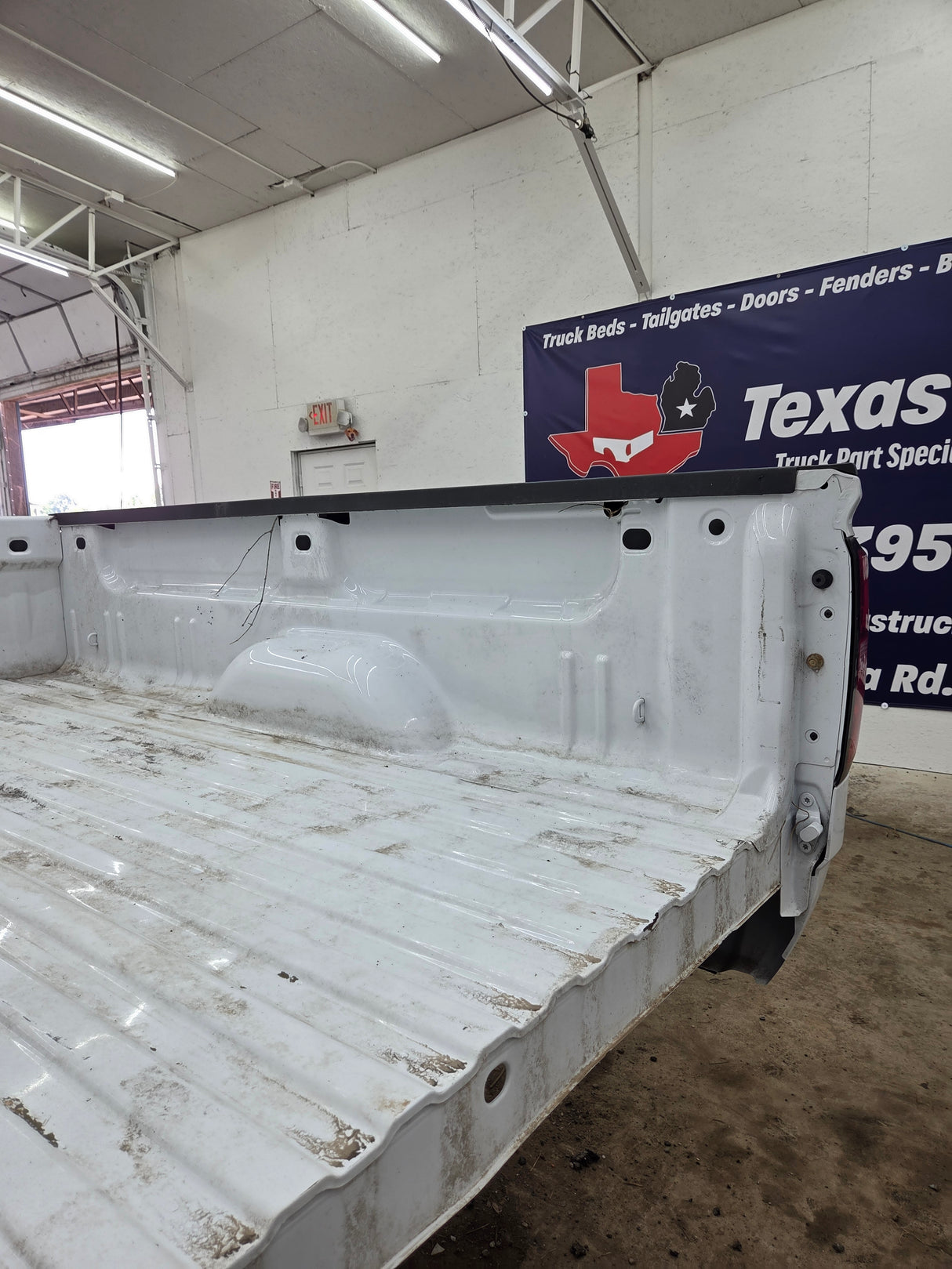 2014-2019 Chevrolet Silverado 1500 2500HD 3500HD 8' Long Truck Bed