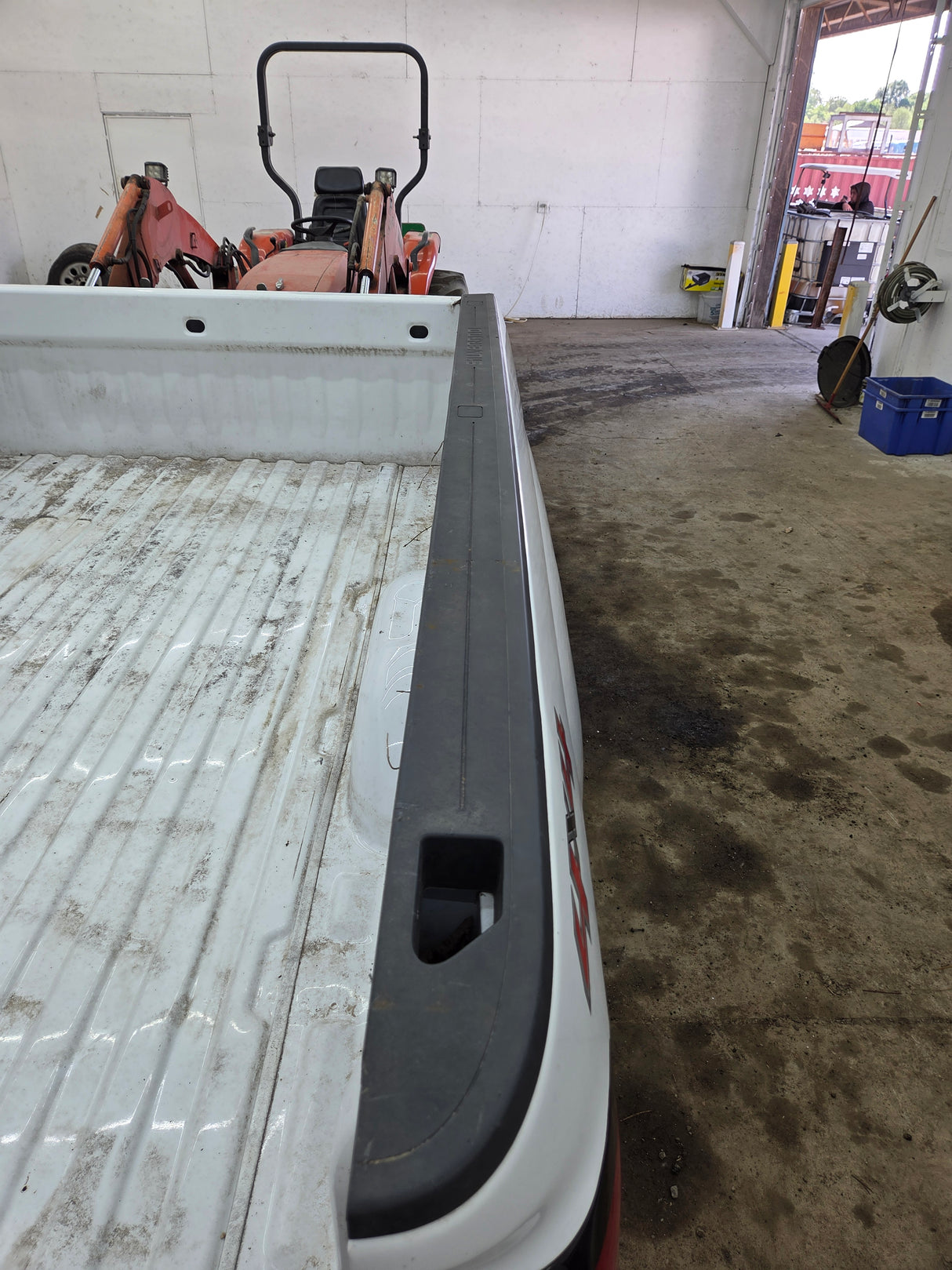 2014-2019 Chevrolet Silverado 1500 2500HD 3500HD 8' Long Truck Bed