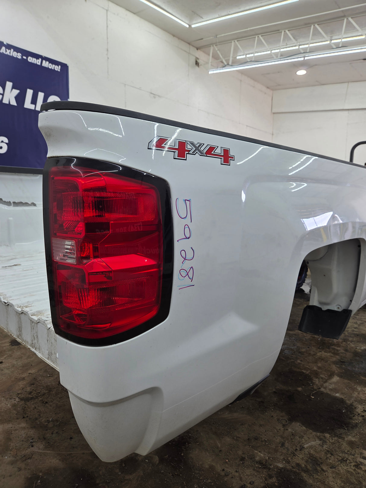 2014-2019 Chevrolet Silverado 1500 2500HD 3500HD 8' Long Truck Bed