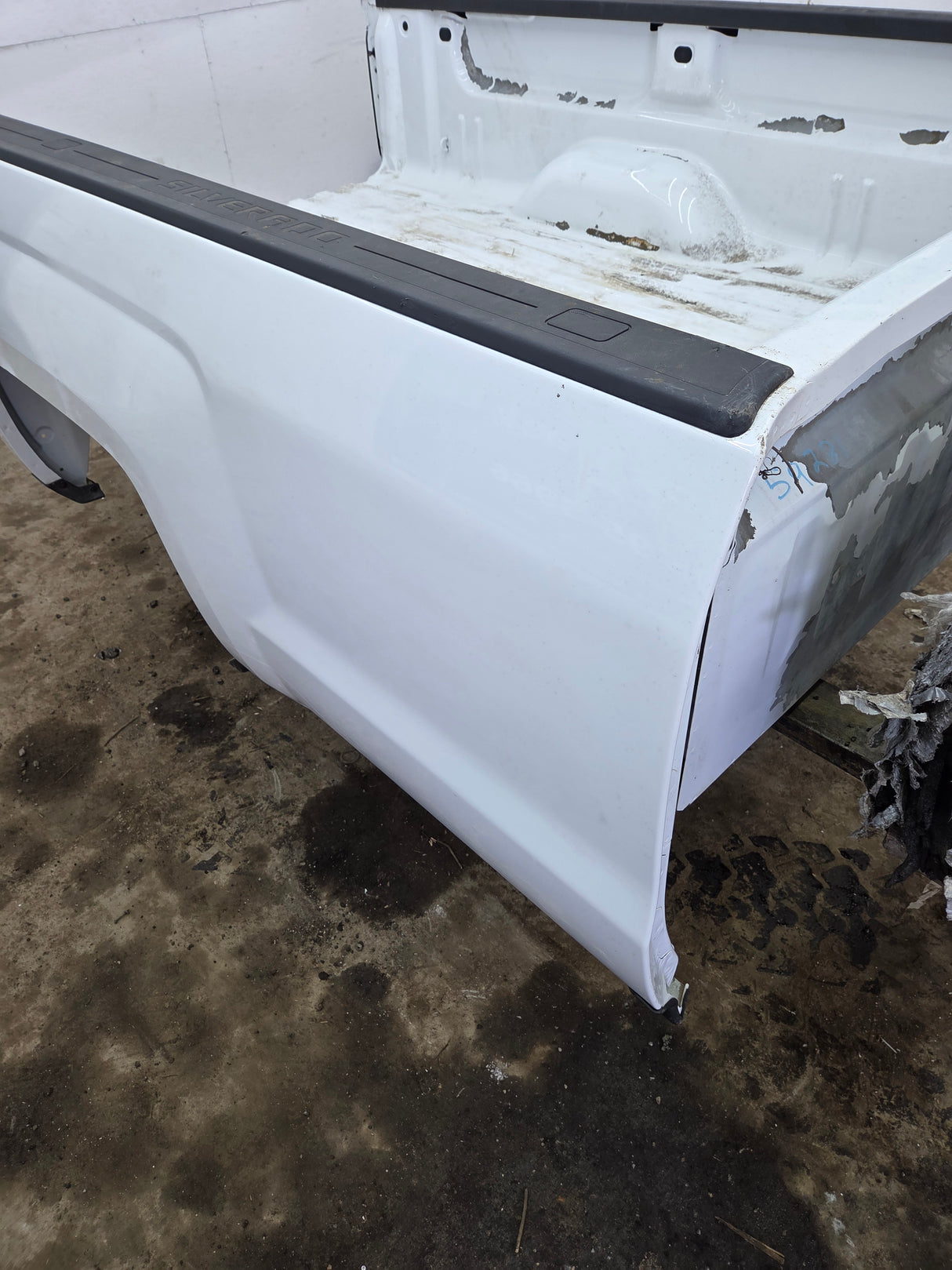2014-2019 Chevrolet Silverado 1500 2500HD 3500HD 8' Long Truck Bed