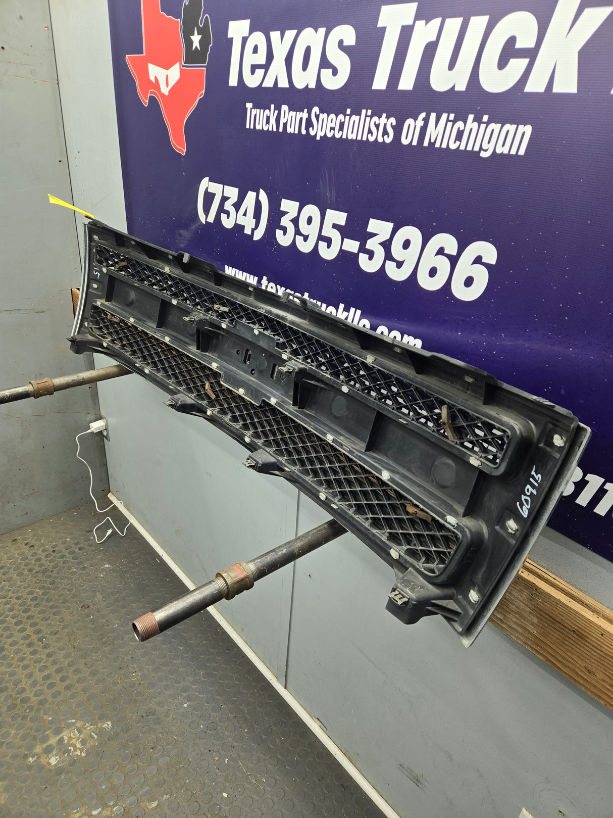 2007-2013 Chevrolet Silverado 1500 Chrome Grille