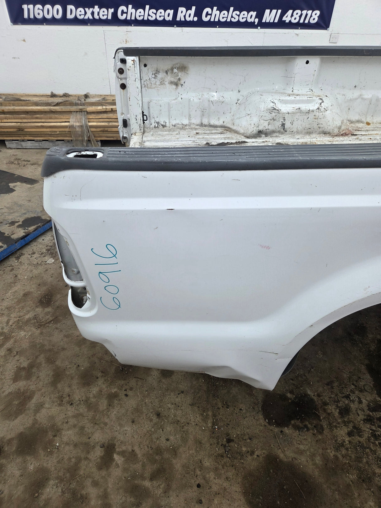 1999-2010 Ford F250 F350 Super Duty 8' Long Truck Bed