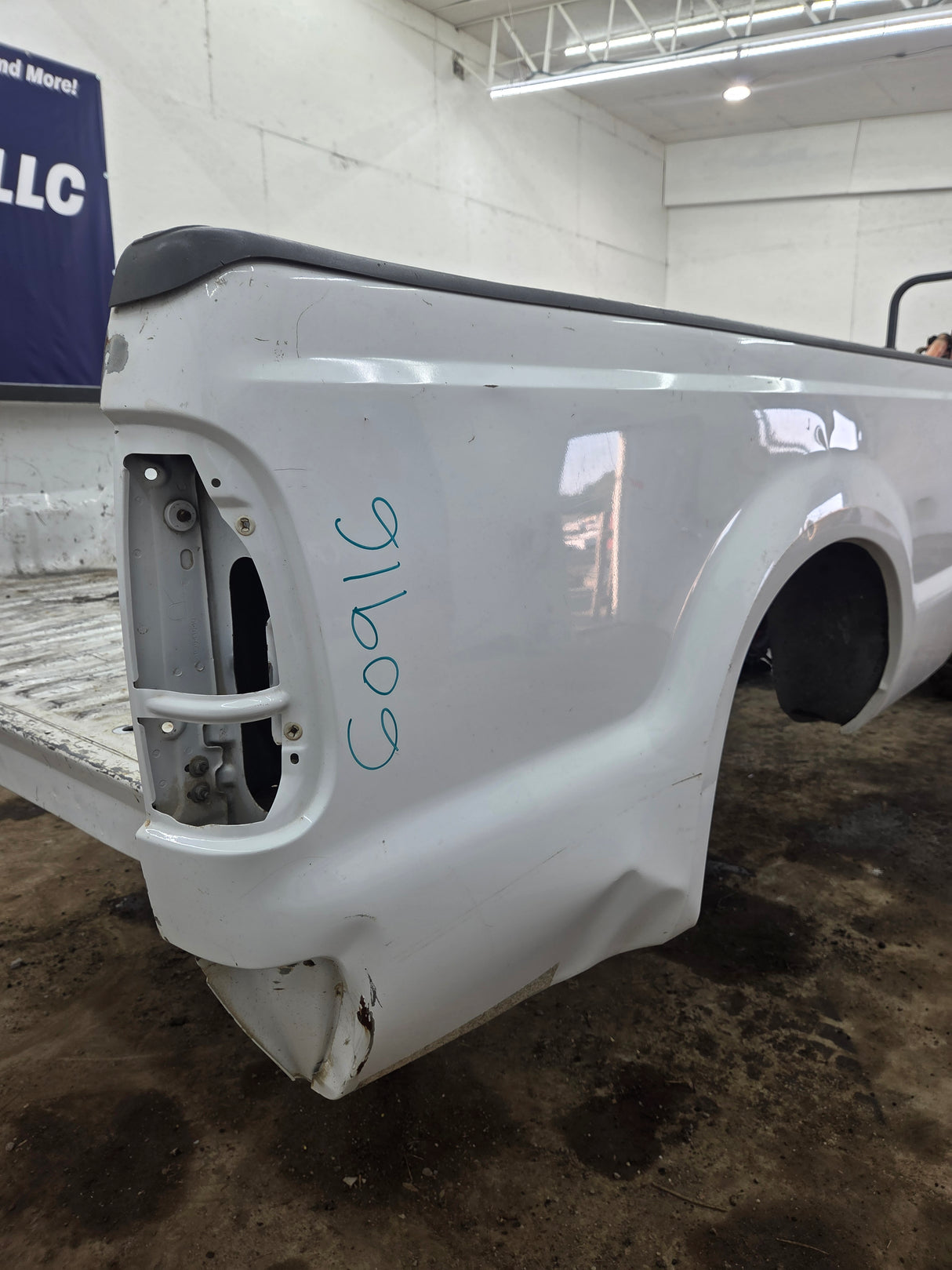 1999-2010 Ford F250 F350 Super Duty 8' Long Truck Bed