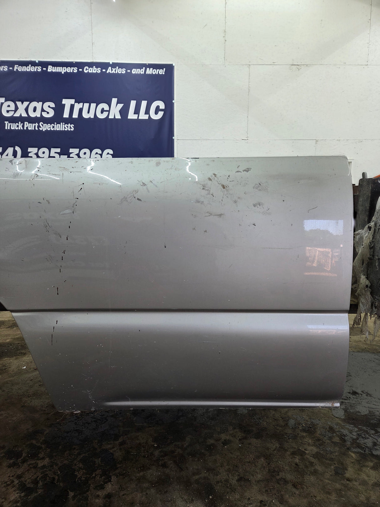 1999-2007 Chevrolet Silverado / GMC Sierra 1500 2500 3500 HD 8' Long Bed Truck Bed