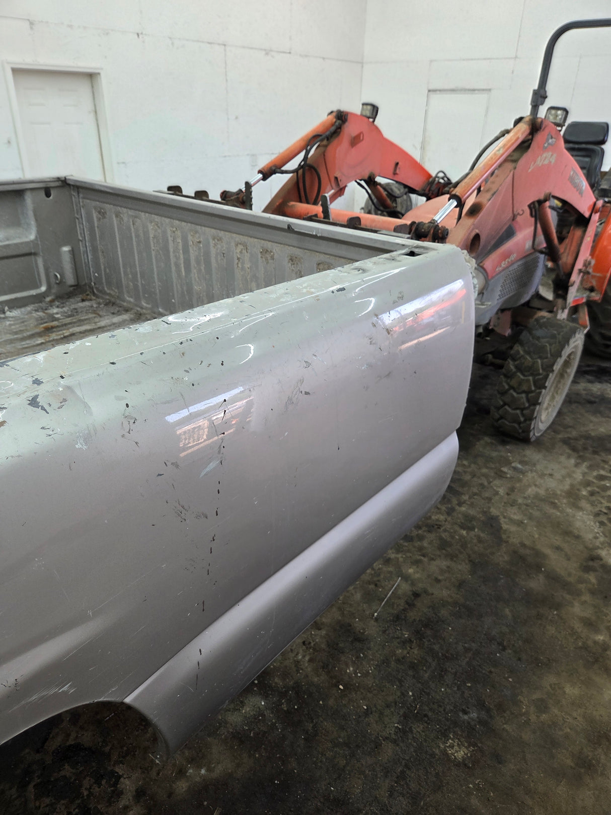 1999-2007 Chevrolet Silverado / GMC Sierra 1500 2500 3500 HD 8' Long Bed Truck Bed