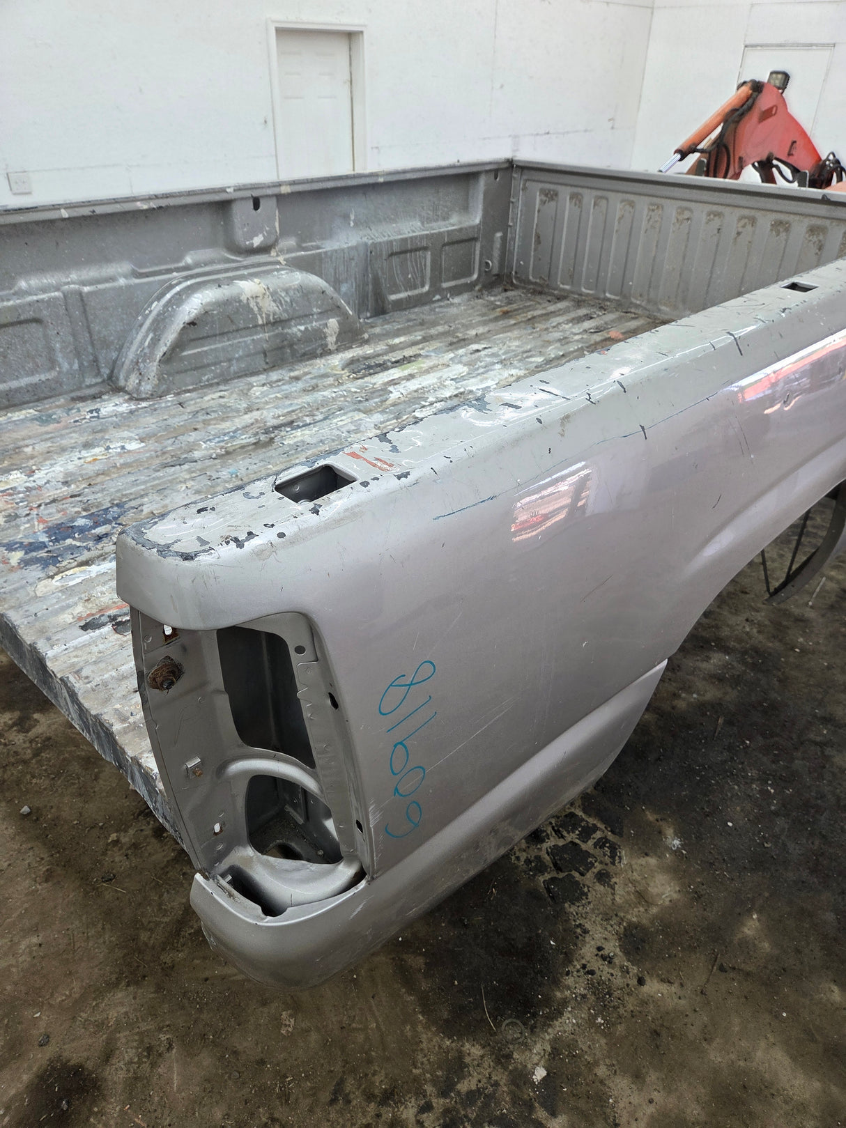 1999-2007 Chevrolet Silverado / GMC Sierra 1500 2500 3500 HD 8' Long Bed Truck Bed