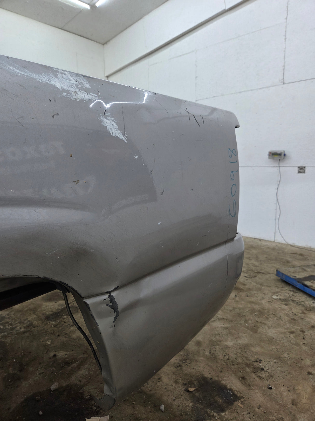 1999-2007 Chevrolet Silverado / GMC Sierra 1500 2500 3500 HD 8' Long Bed Truck Bed
