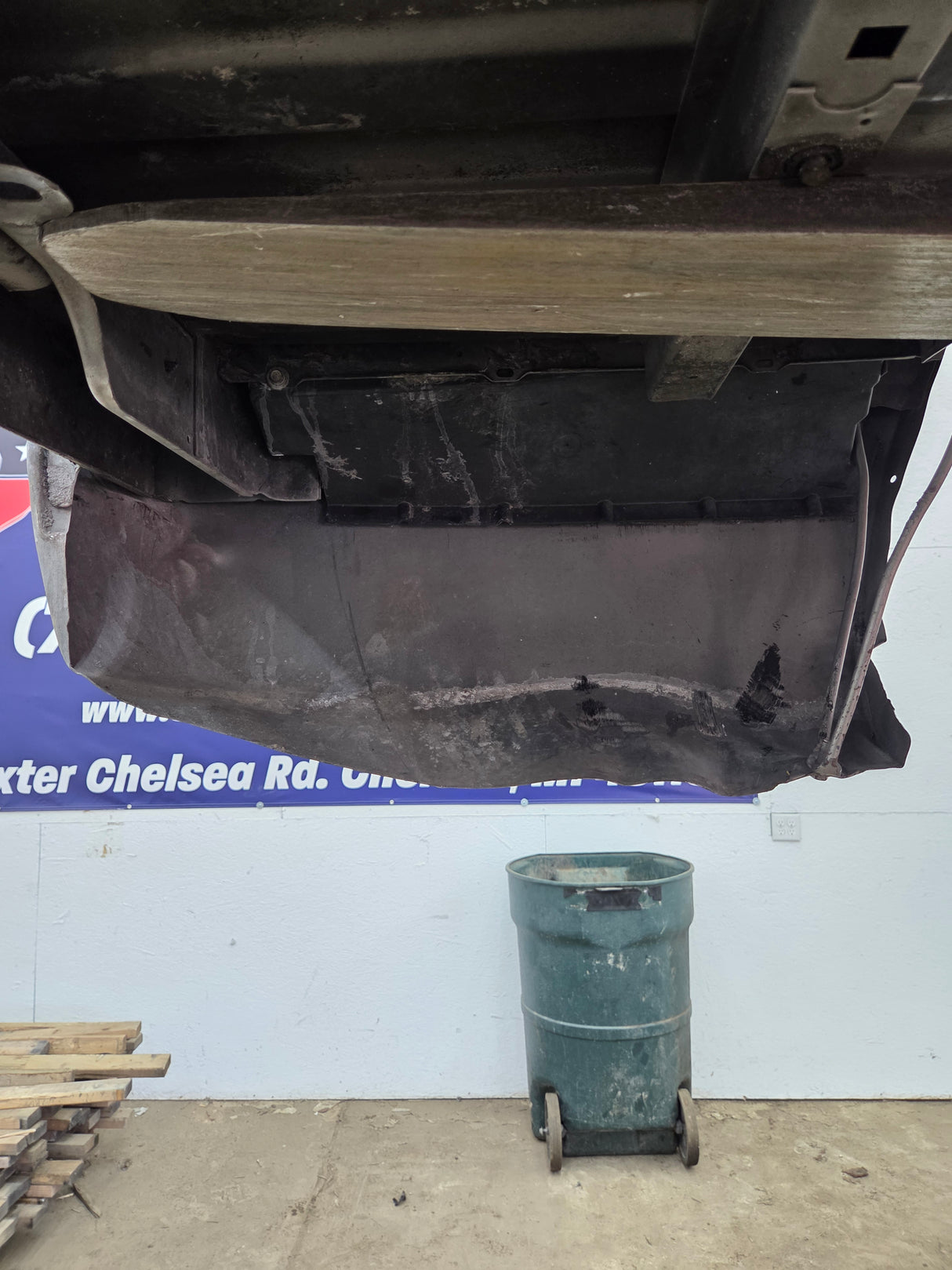 1999-2007 Chevrolet Silverado / GMC Sierra 1500 2500 3500 HD 8' Long Bed Truck Bed