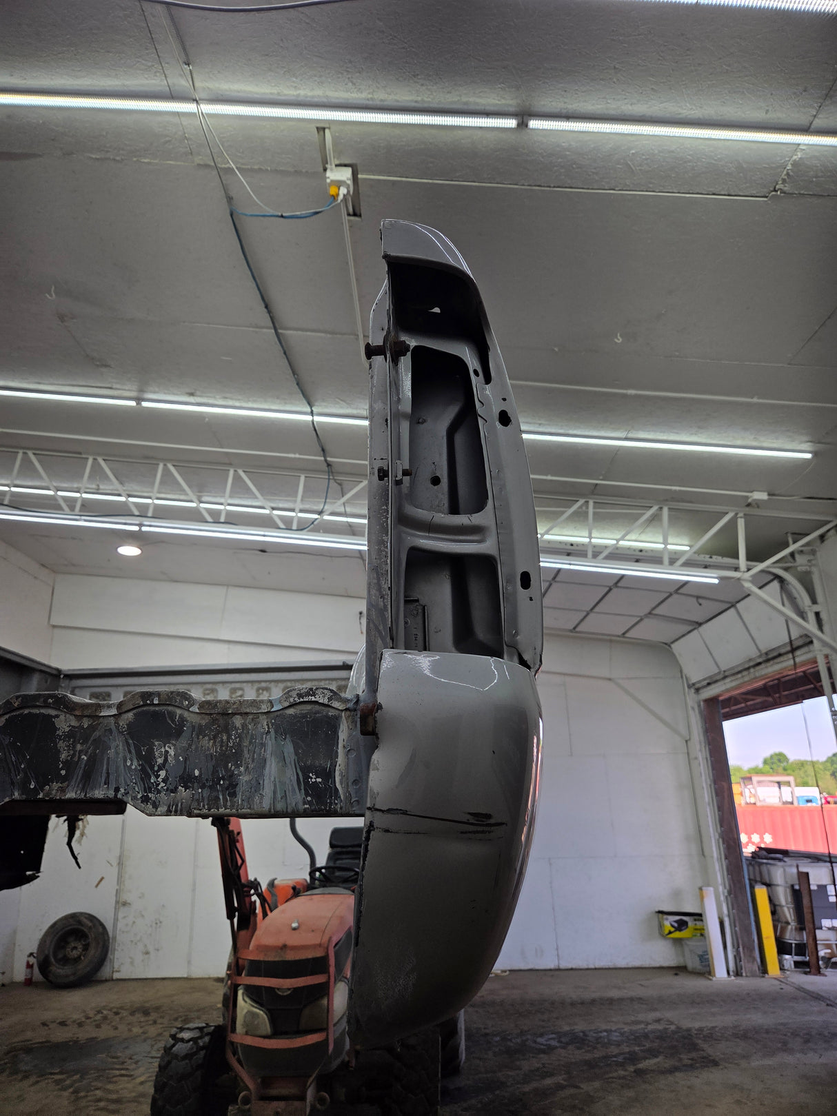 1999-2007 Chevrolet Silverado / GMC Sierra 1500 2500 3500 HD 8' Long Bed Truck Bed