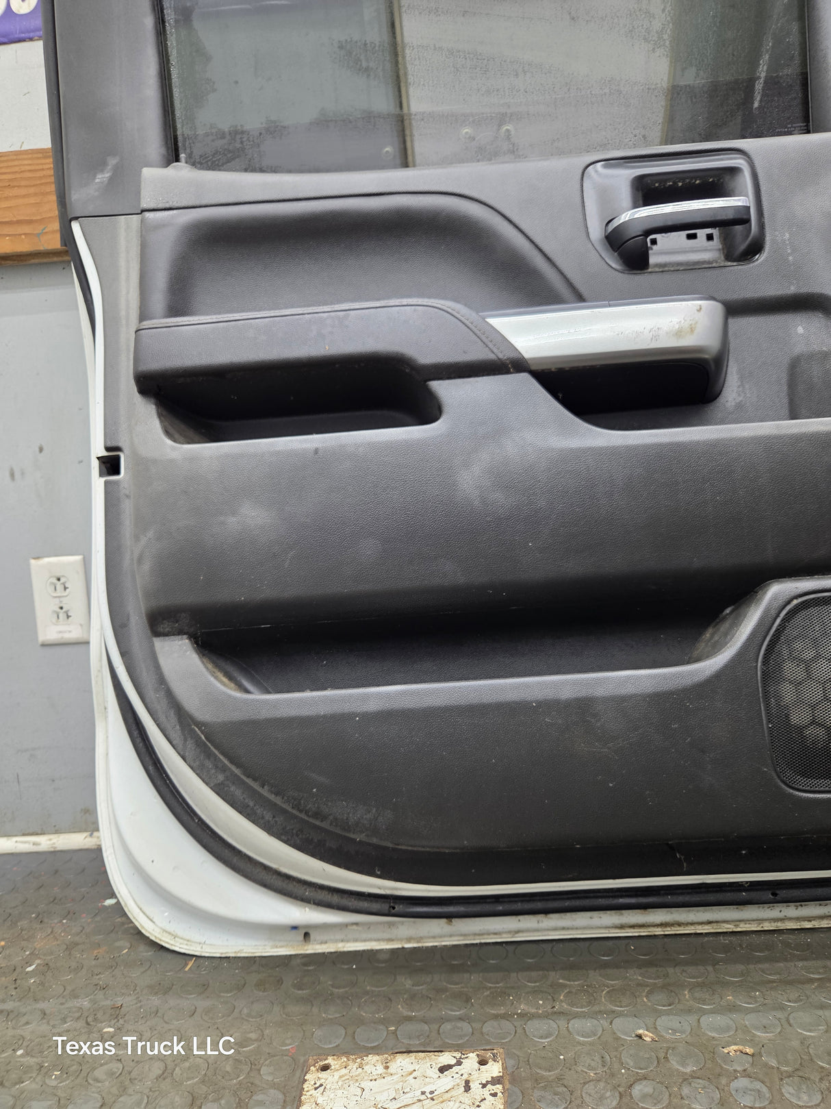 2014-2019 Chevrolet Silverado / GMC Sierra LH Rear Driver Side Crew Cab Door 1500 2500 3500 HD