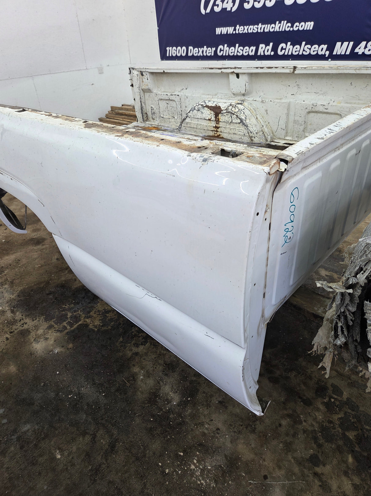 1999-2007 Chevrolet Silverado / GMC Sierra 1500 2500 3500 HD 8' Long Bed Truck Bed