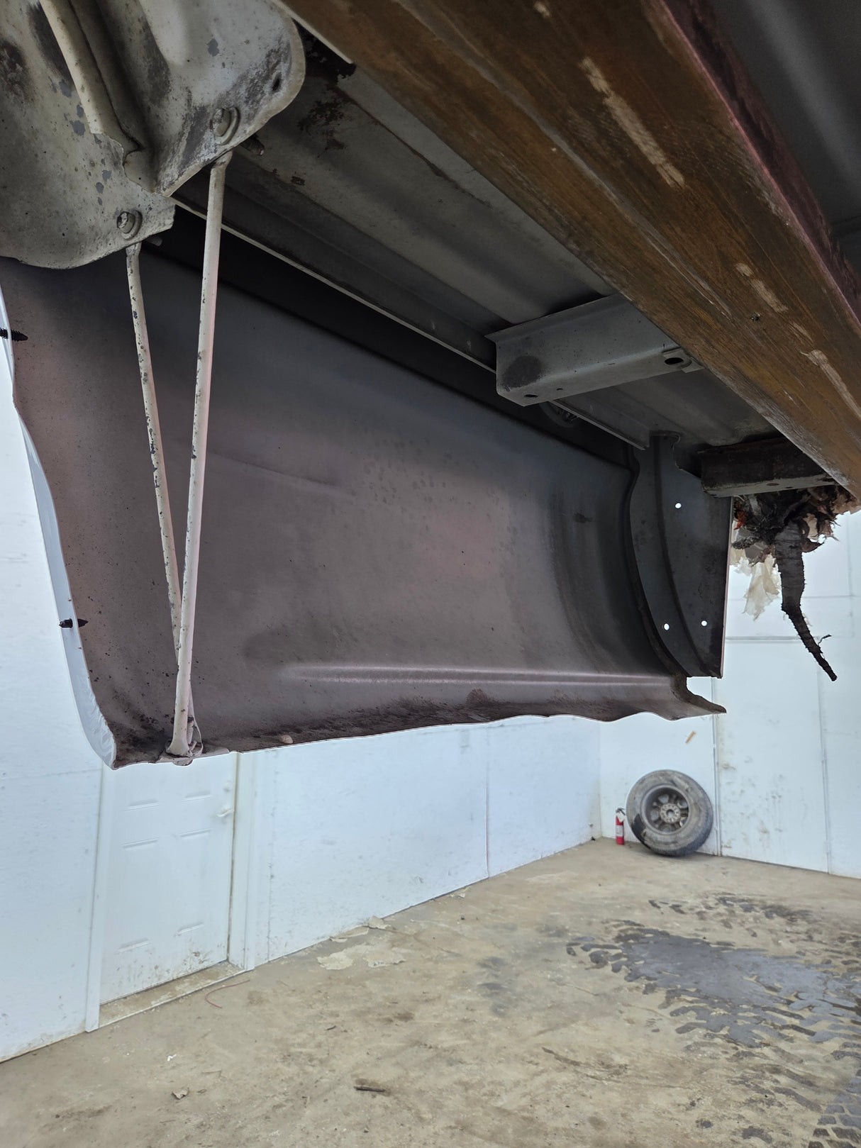 1999-2007 Chevrolet Silverado / GMC Sierra 1500 2500 3500 HD 8' Long Bed Truck Bed