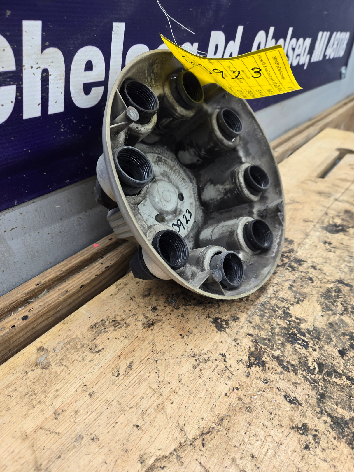 1999-2006 Chevy Silverado Center Cap Hub Cap