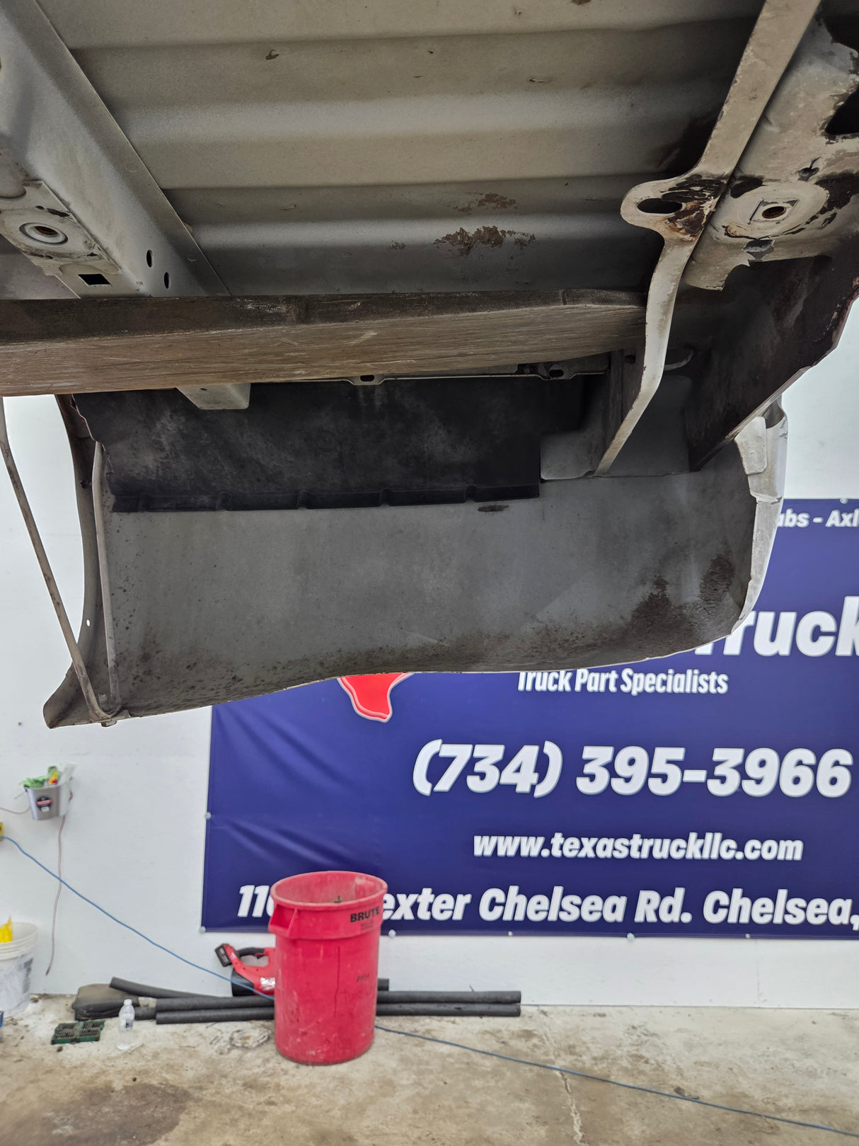 1999-2007 Chevrolet Silverado / GMC Sierra 1500 2500 3500 HD 8' Long Bed Truck Bed