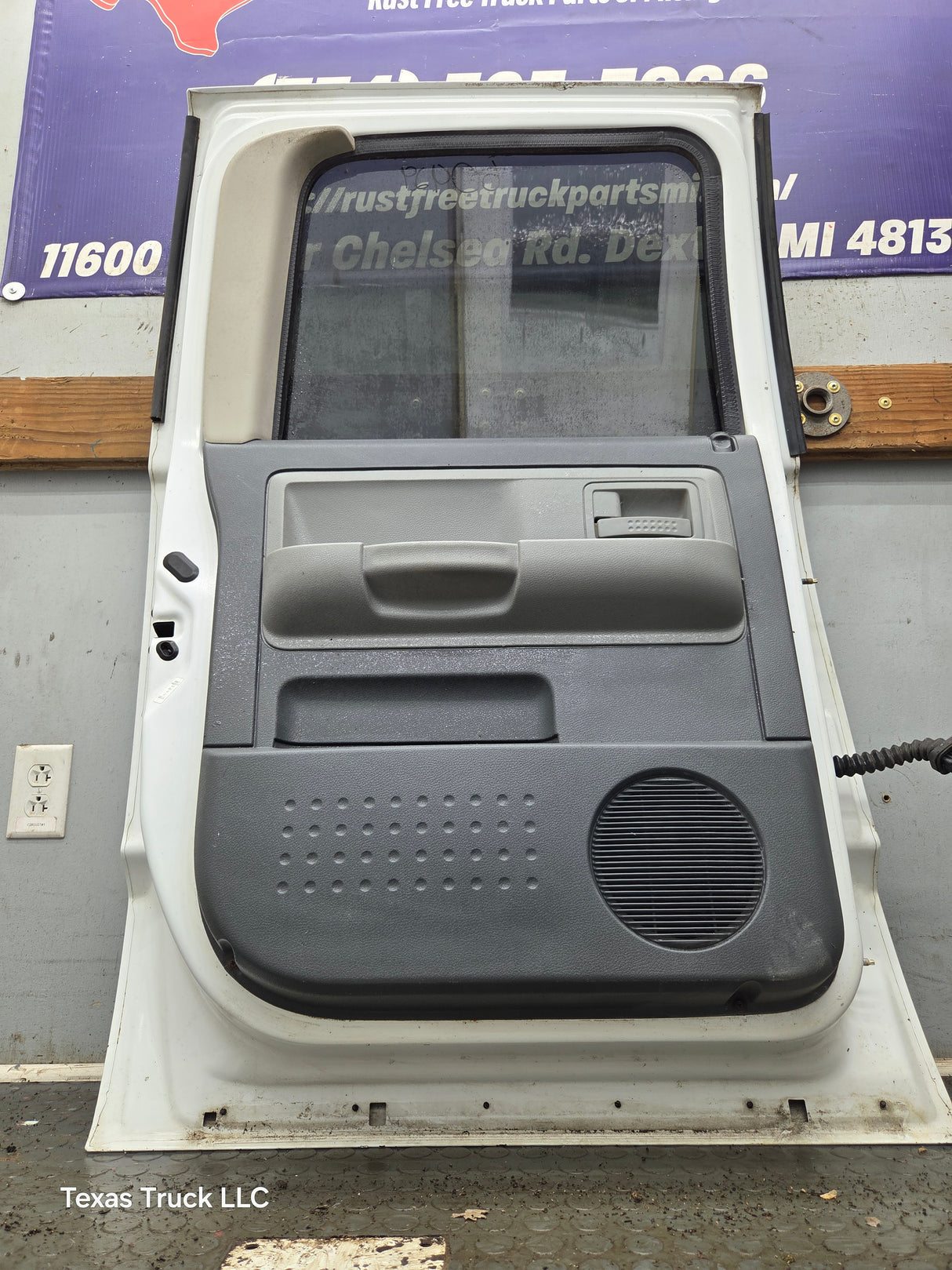 2003-2008 Dodge Ram 3rd Gen RH Passenger Side Rear MEGA Cab Door 1500 2500 3500 4500 5500