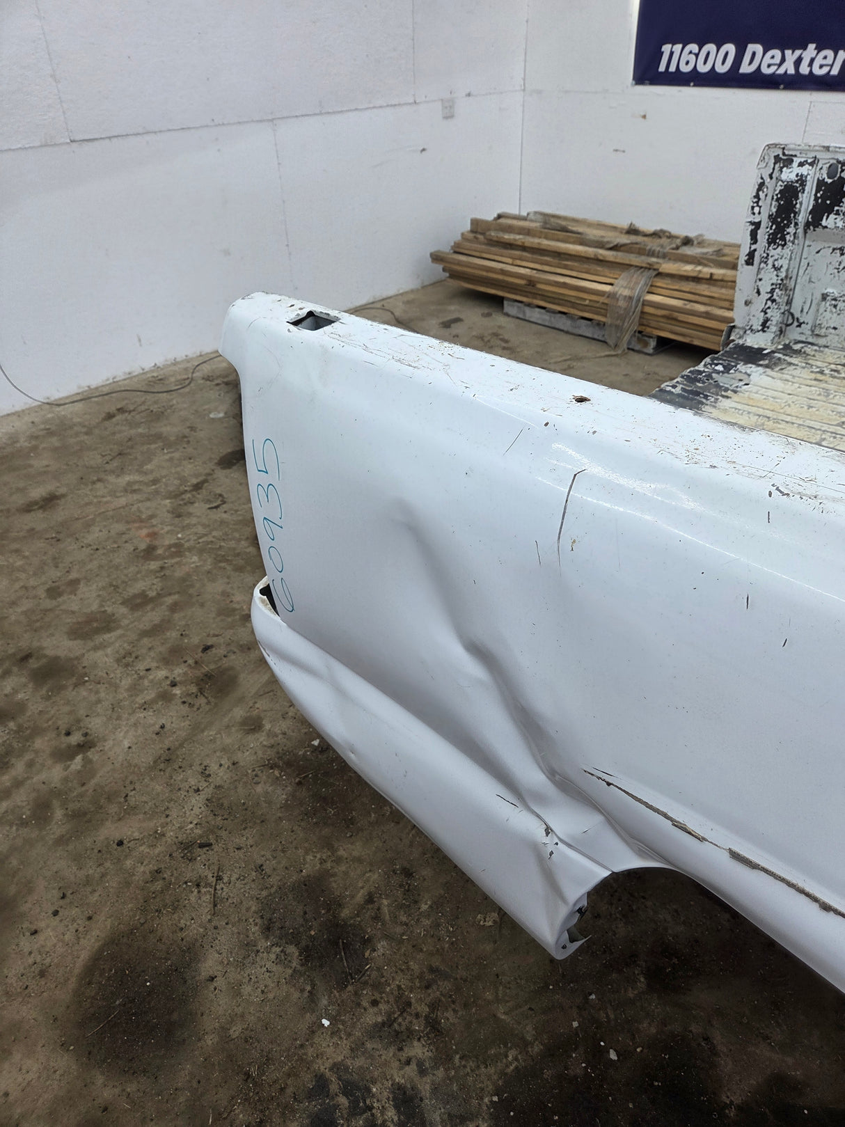 1999-2007 Chevrolet Silverado / GMC Sierra 1500 2500 3500 HD 8' Long Bed Truck Bed