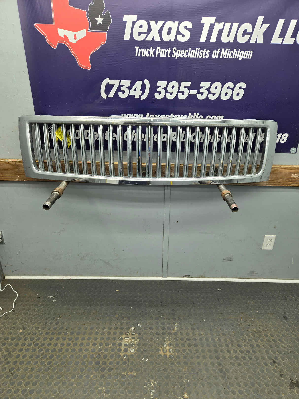 2007-2013 Chevrolet Silverado 1500 Chrome Grille