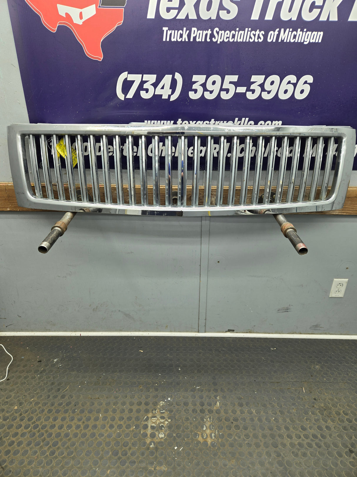 2007-2013 Chevrolet Silverado 1500 Chrome Grille