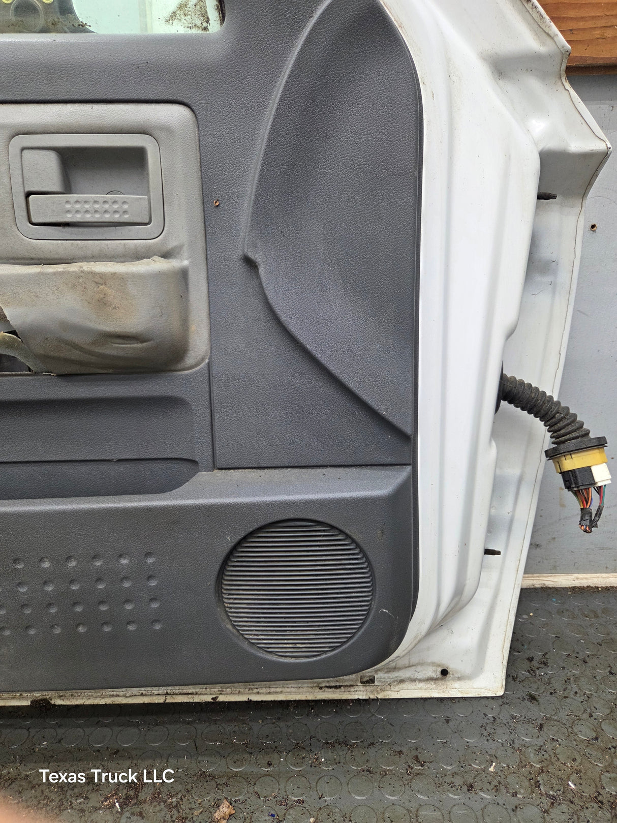 2005-2011 Dodge Dakota Driver Side LH Front Door