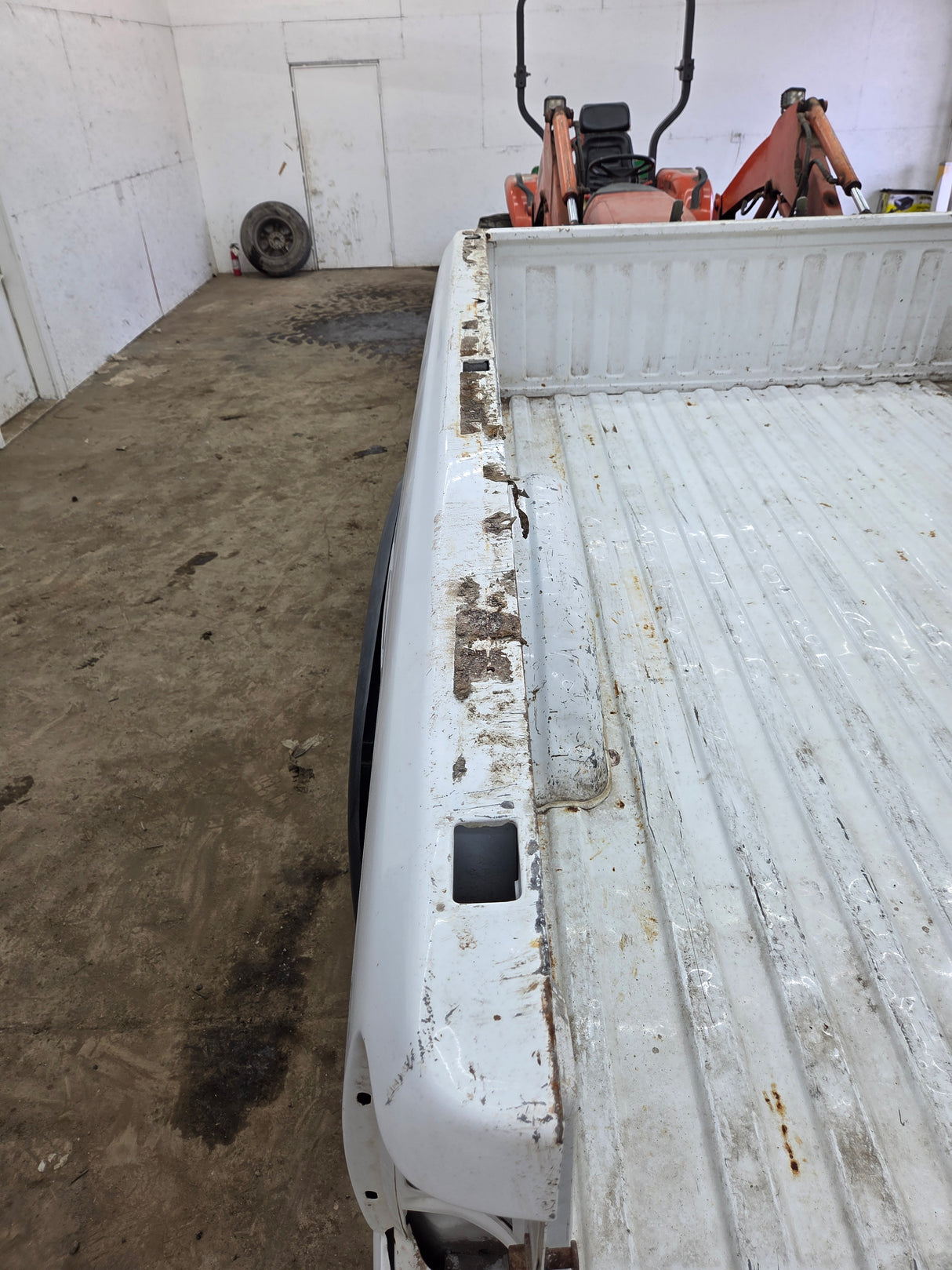 1999-2007 Chevrolet Silverado / GMC Sierra 1500 2500 3500 HD 8' Long Bed Truck Bed