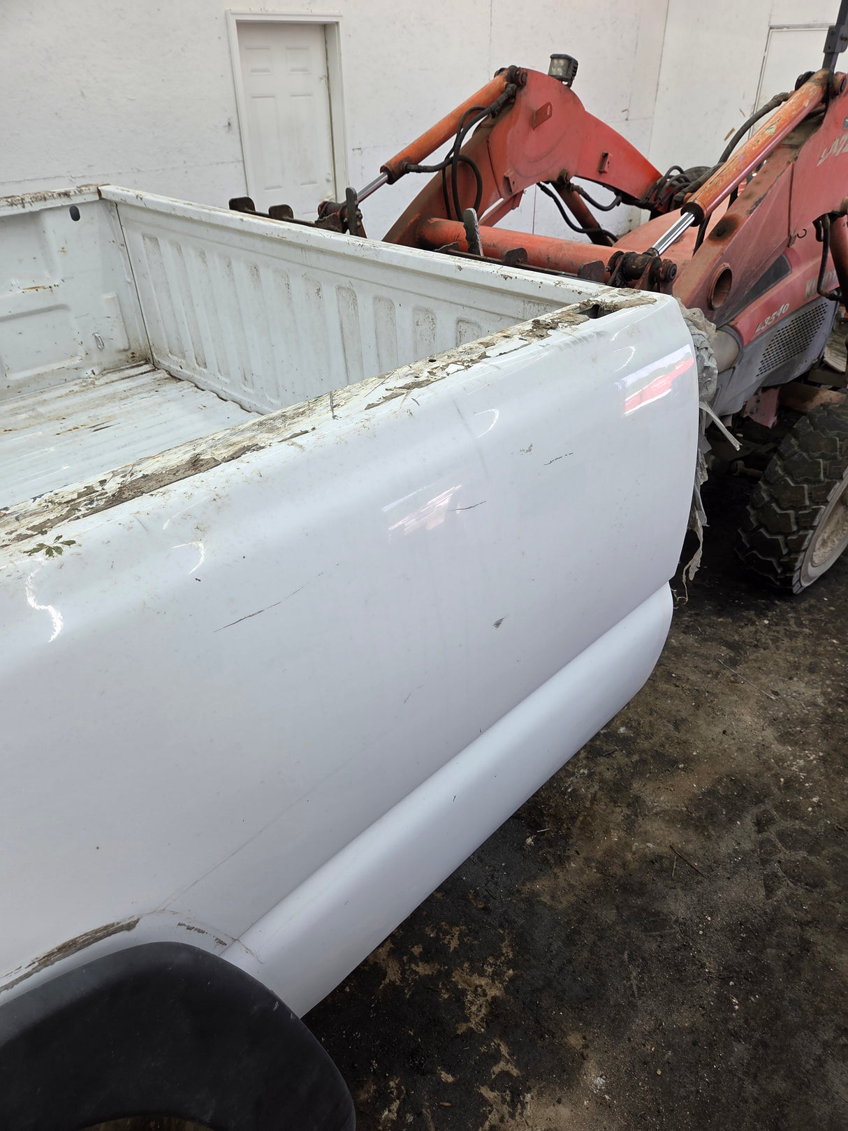 1999-2007 Chevrolet Silverado / GMC Sierra 1500 2500 3500 HD 8' Long Bed Truck Bed