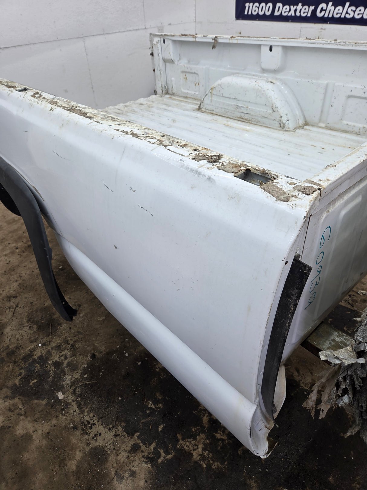 1999-2007 Chevrolet Silverado / GMC Sierra 1500 2500 3500 HD 8' Long Bed Truck Bed