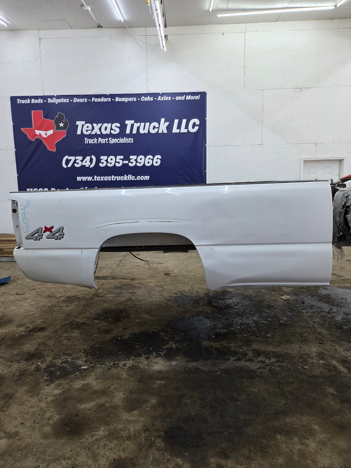 1999-2007 Chevrolet Silverado / GMC Sierra 1500 2500 3500 HD 8' Long Bed Truck Bed