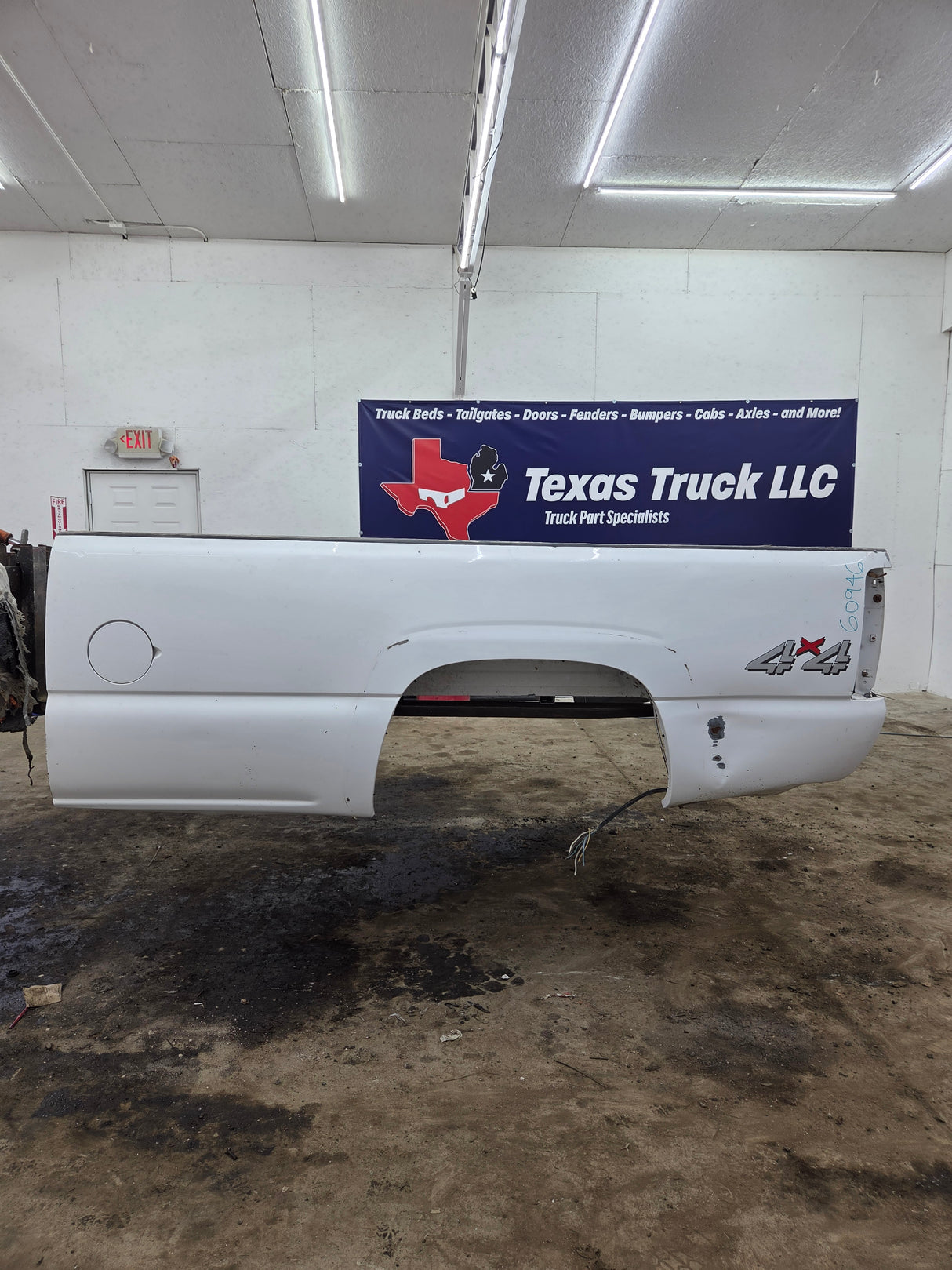 1999-2007 Chevrolet Silverado / GMC Sierra 1500 2500 3500 HD 8' Long Bed Truck Bed