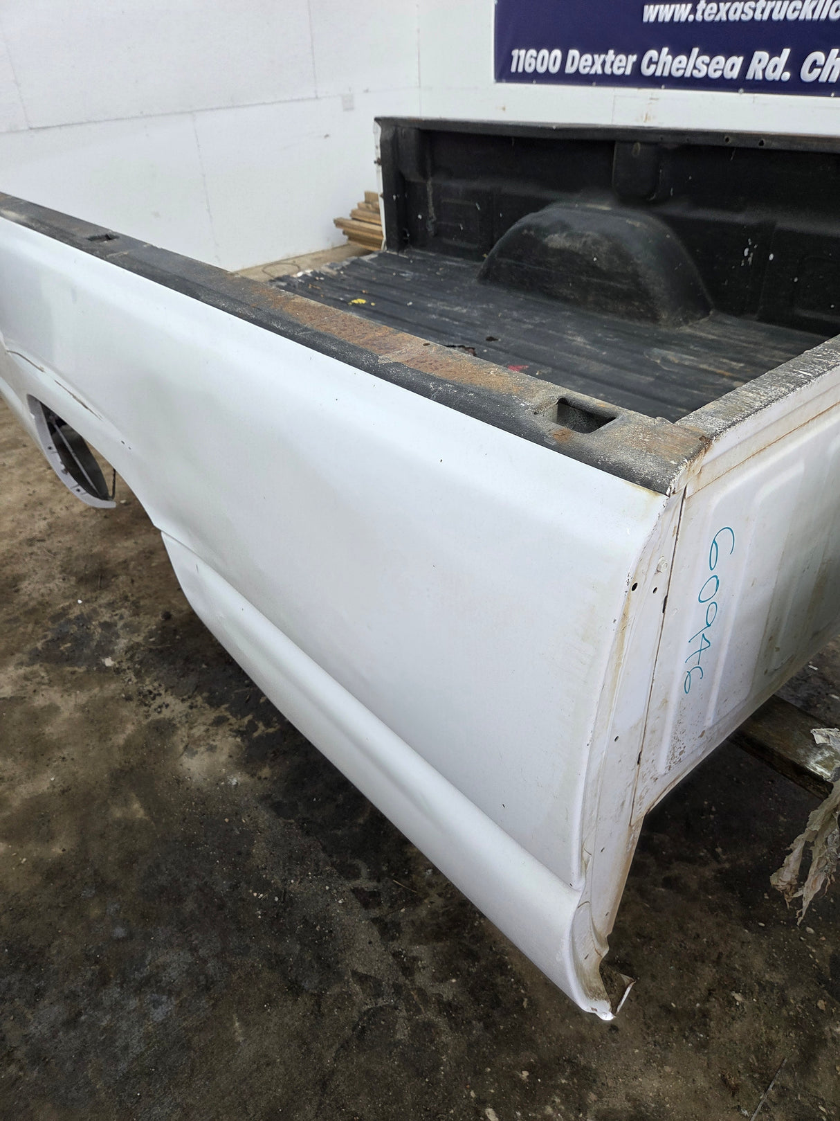 1999-2007 Chevrolet Silverado / GMC Sierra 1500 2500 3500 HD 8' Long Bed Truck Bed