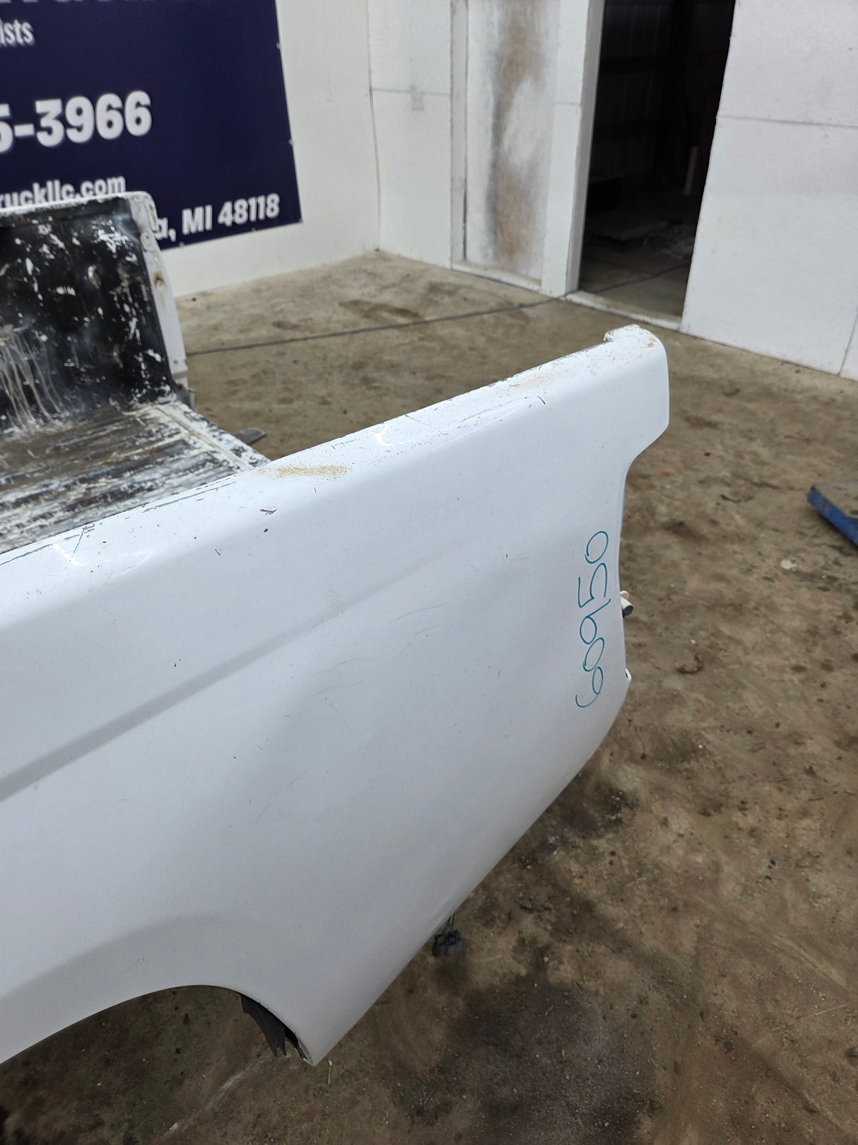 2004-2012 Chevrolet Colorado / GMC Canyon Short / Mid Size Truck Bed 73"