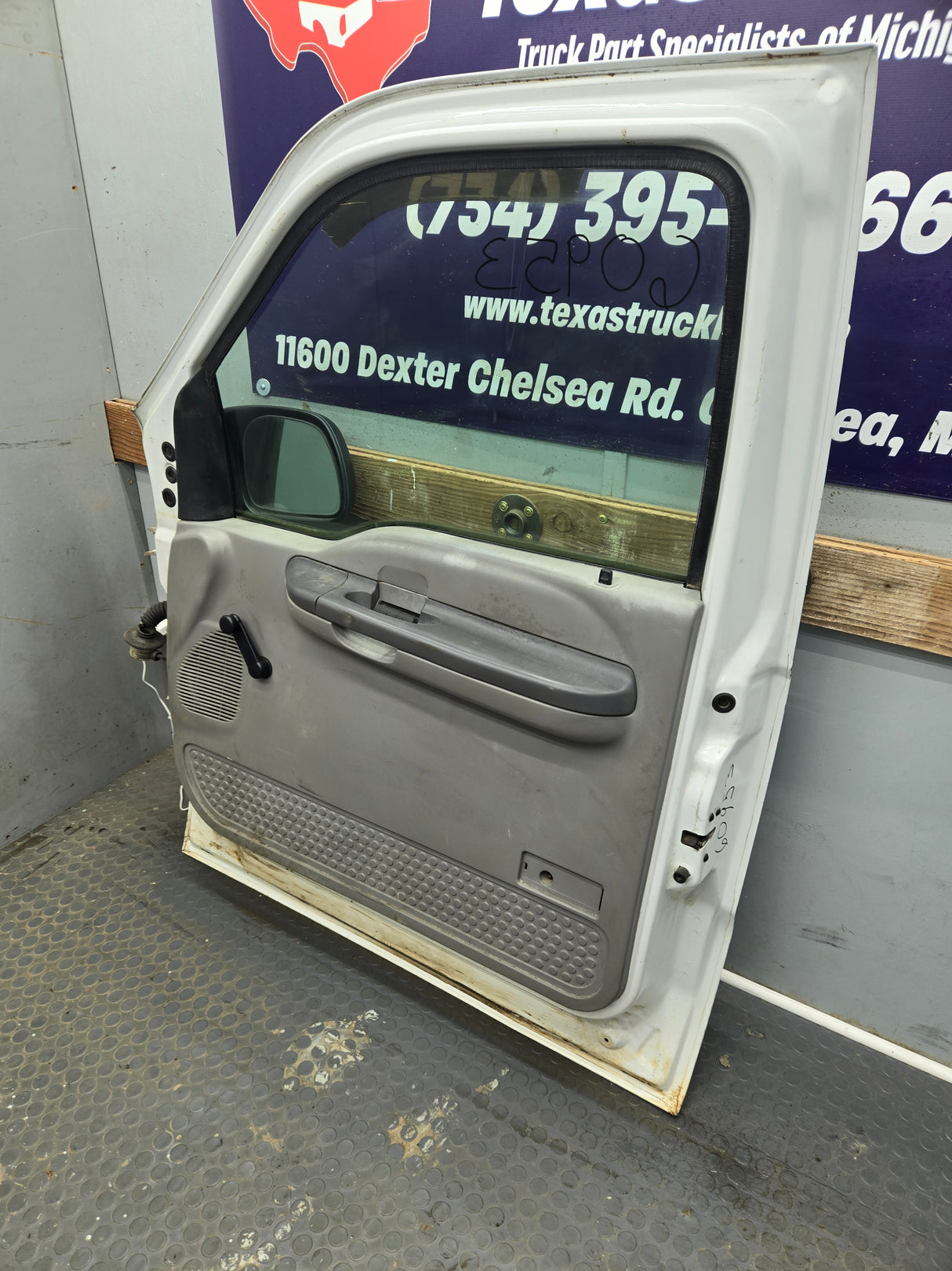 1999-2011 Ford Super Duty / Excursion Front Passenger Side RH Door F250 F350 F450 F550