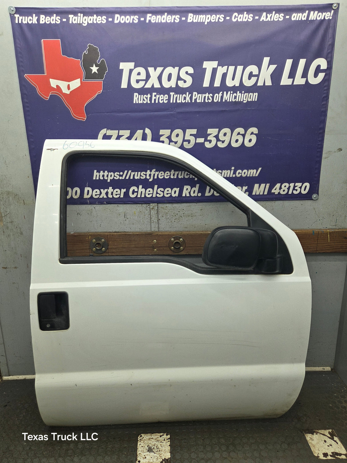 1999-2011 Ford Super Duty / Excursion Front Passenger Side RH Door F250 F350 F450 F550