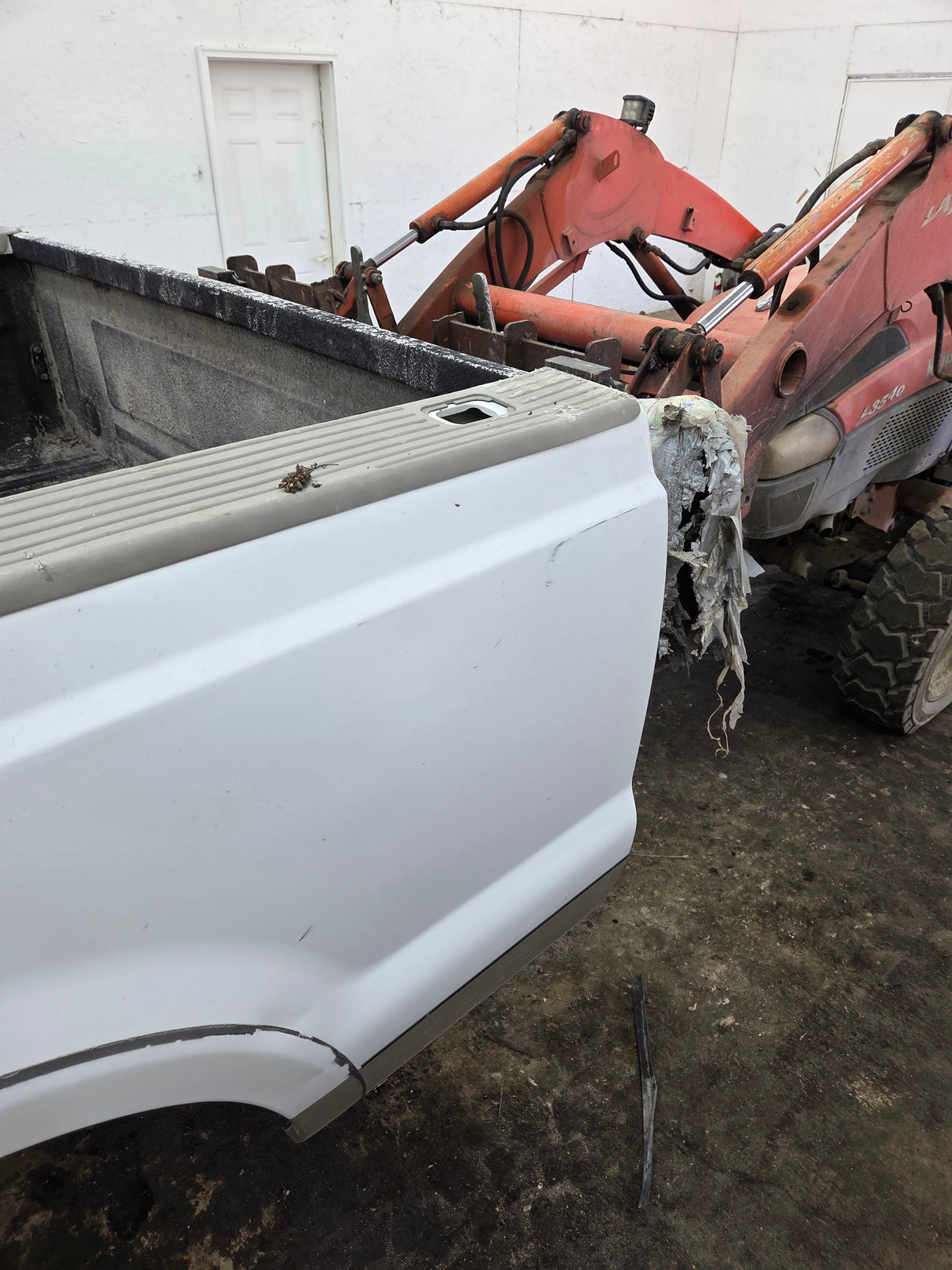 1999-2010 Ford Super Duty F250 F350 6' 9" Short Truck Bed