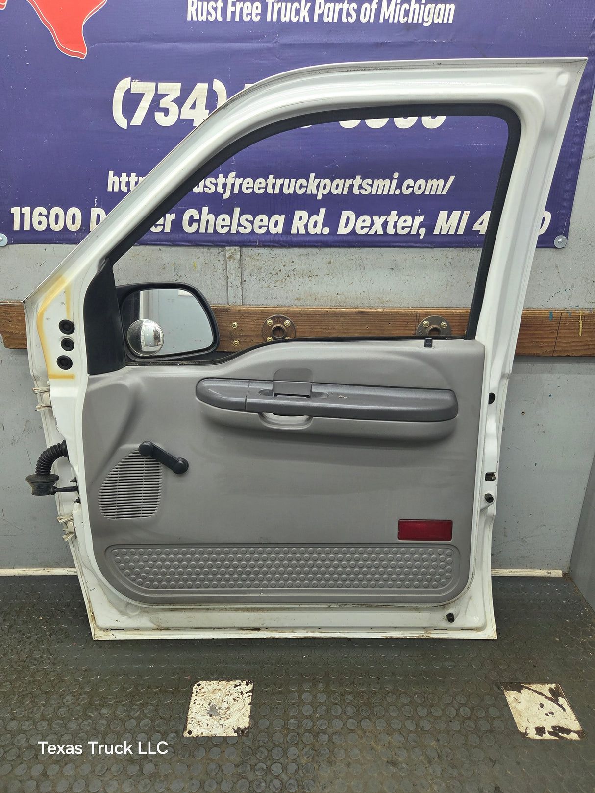 1999-2011 Ford Super Duty / Excursion Front Passenger Side RH Door F250 F350 F450 F550