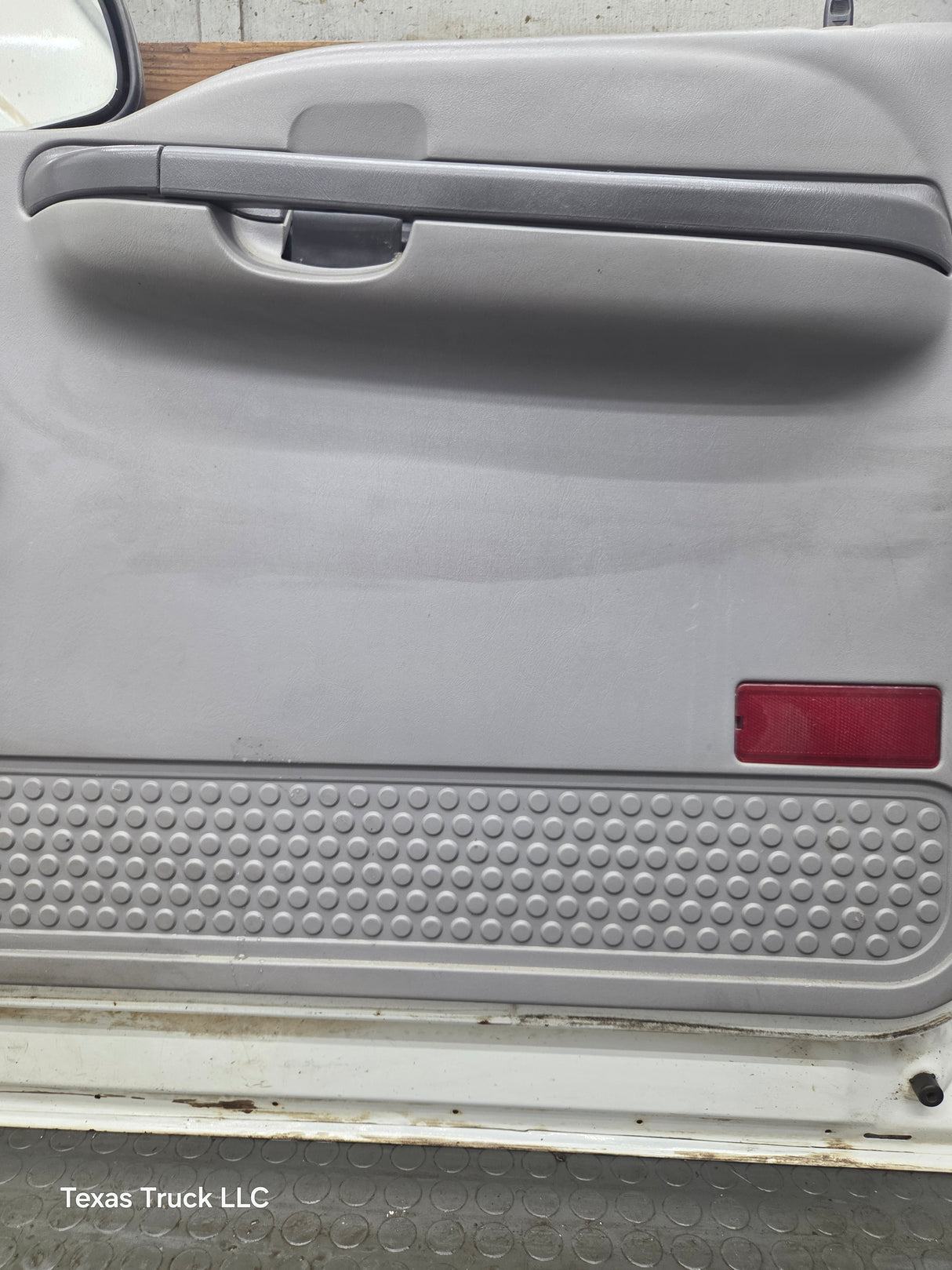1999-2011 Ford Super Duty / Excursion Front Passenger Side RH Door F250 F350 F450 F550