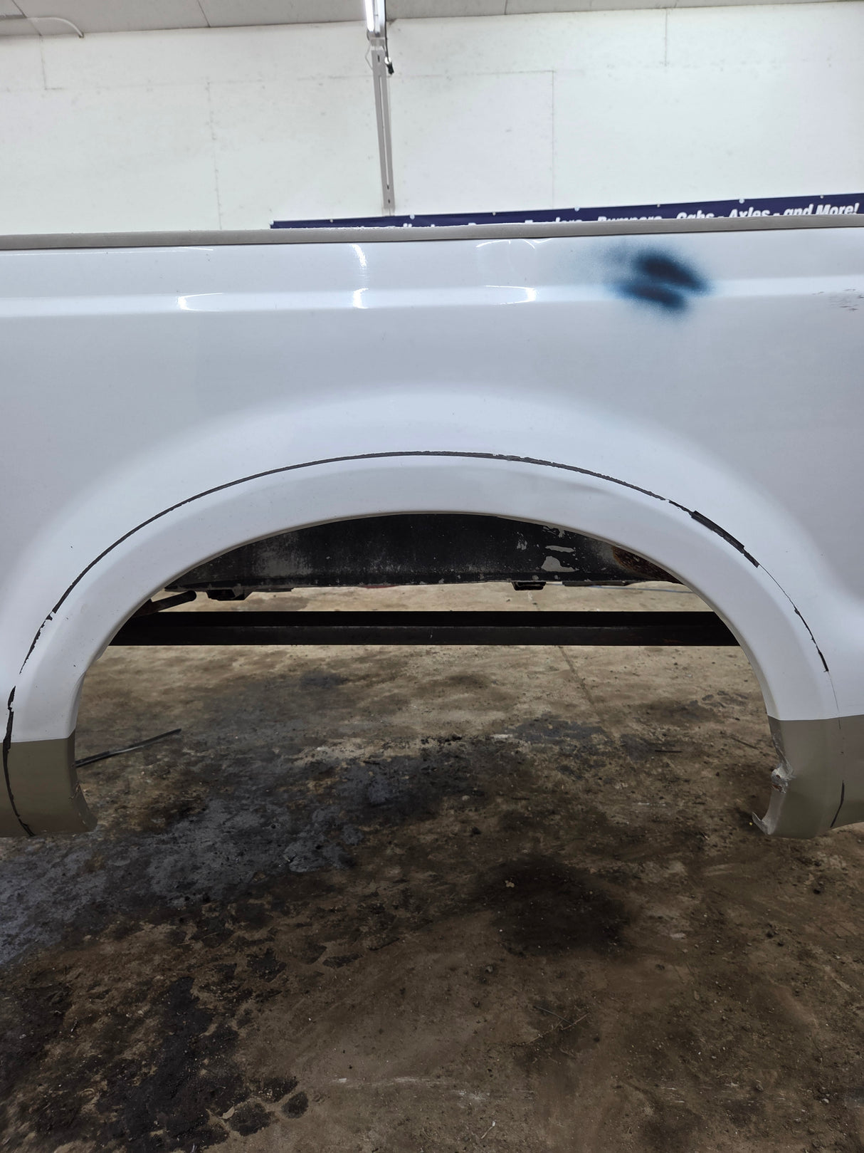 1999-2010 Ford Super Duty F250 F350 6' 9" Short Truck Bed