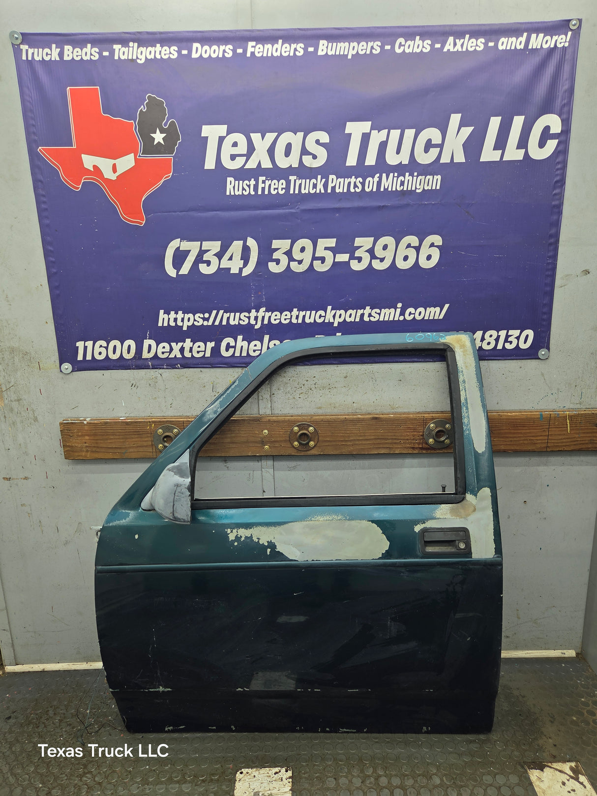 1992-1996 Dodge Dakota LH Driver Side Front Door