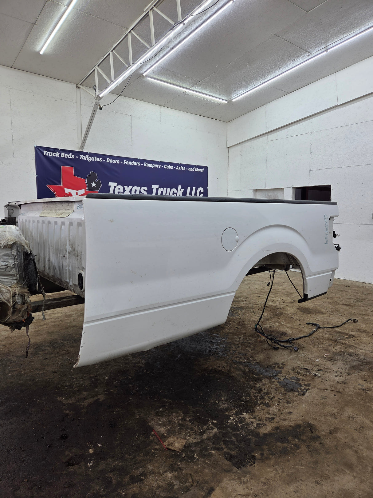 2009-2014 Ford F150 8' Long Truck Bed