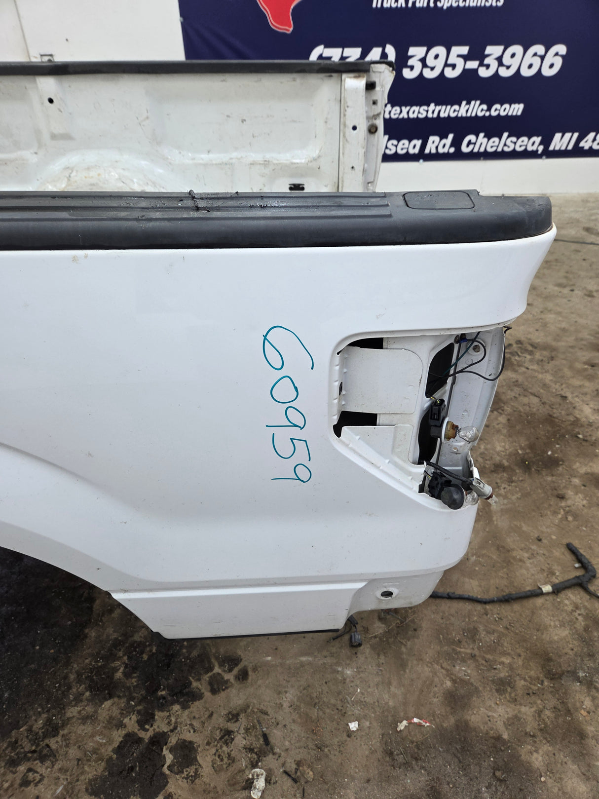 2009-2014 Ford F150 8' Long Truck Bed